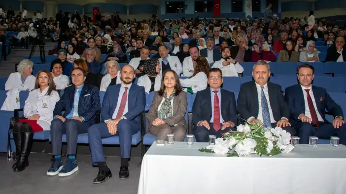 konyada-onlarca-ogrenciyi-heyecanlandiran-toren