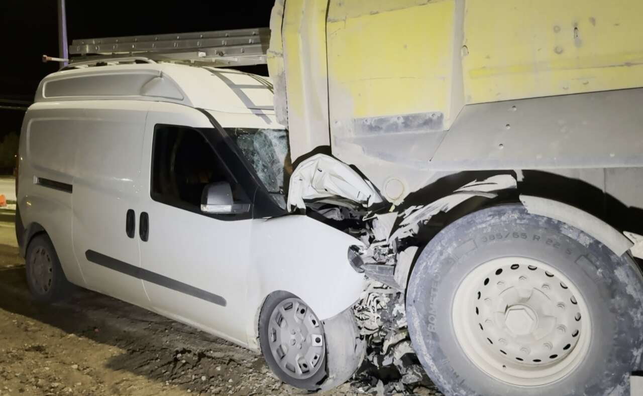 ayni-yolda-yarim-saat-arayla-iki-kaza-yaralinin-ilk-sozleri-sasirtti