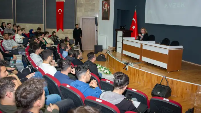 konyada-14-farkli-ulkede-ogrencilere-yurt-disi-firsati