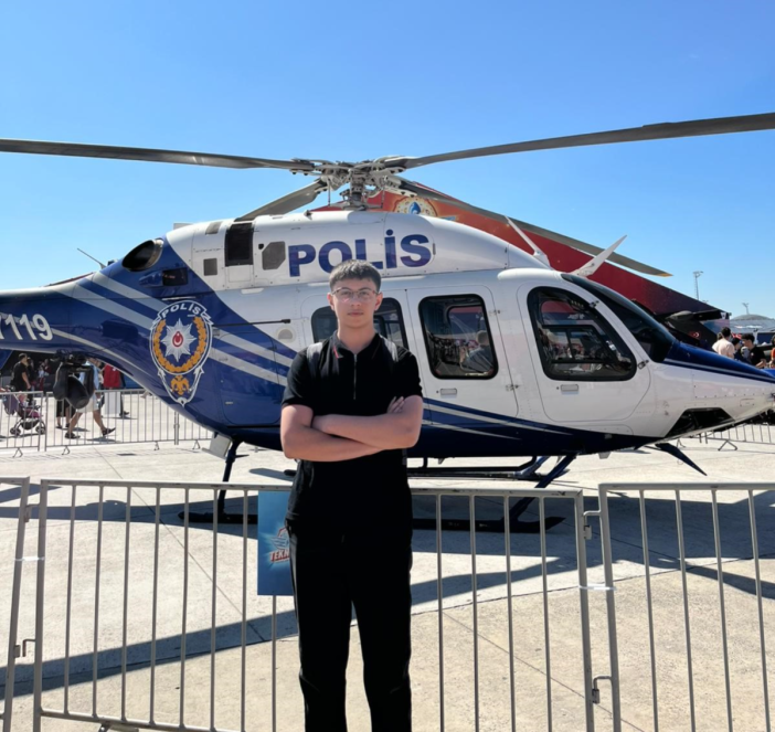 okuldaki-sakalasma-olumle-bitti-mert-gozyaslariyla-ugurlandi