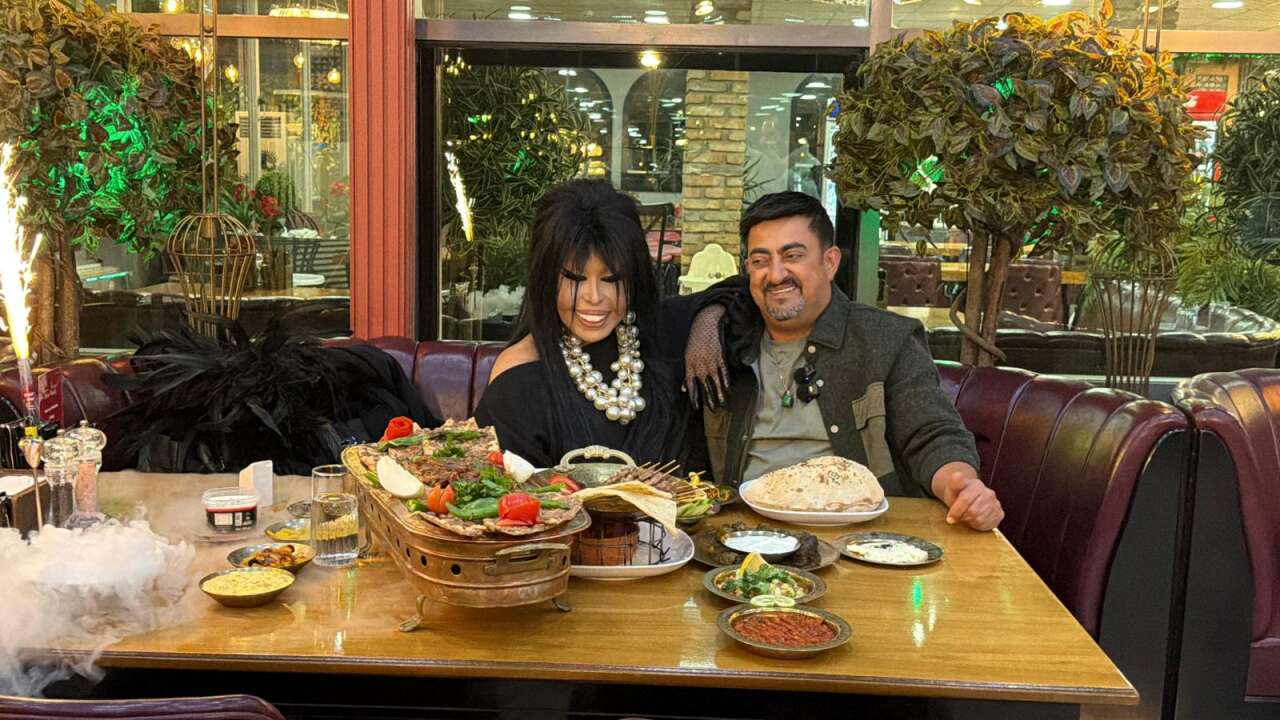 bulent-ersoy-konyada-gece-yarisi-kebapci-actirip-karnini-doyurdu