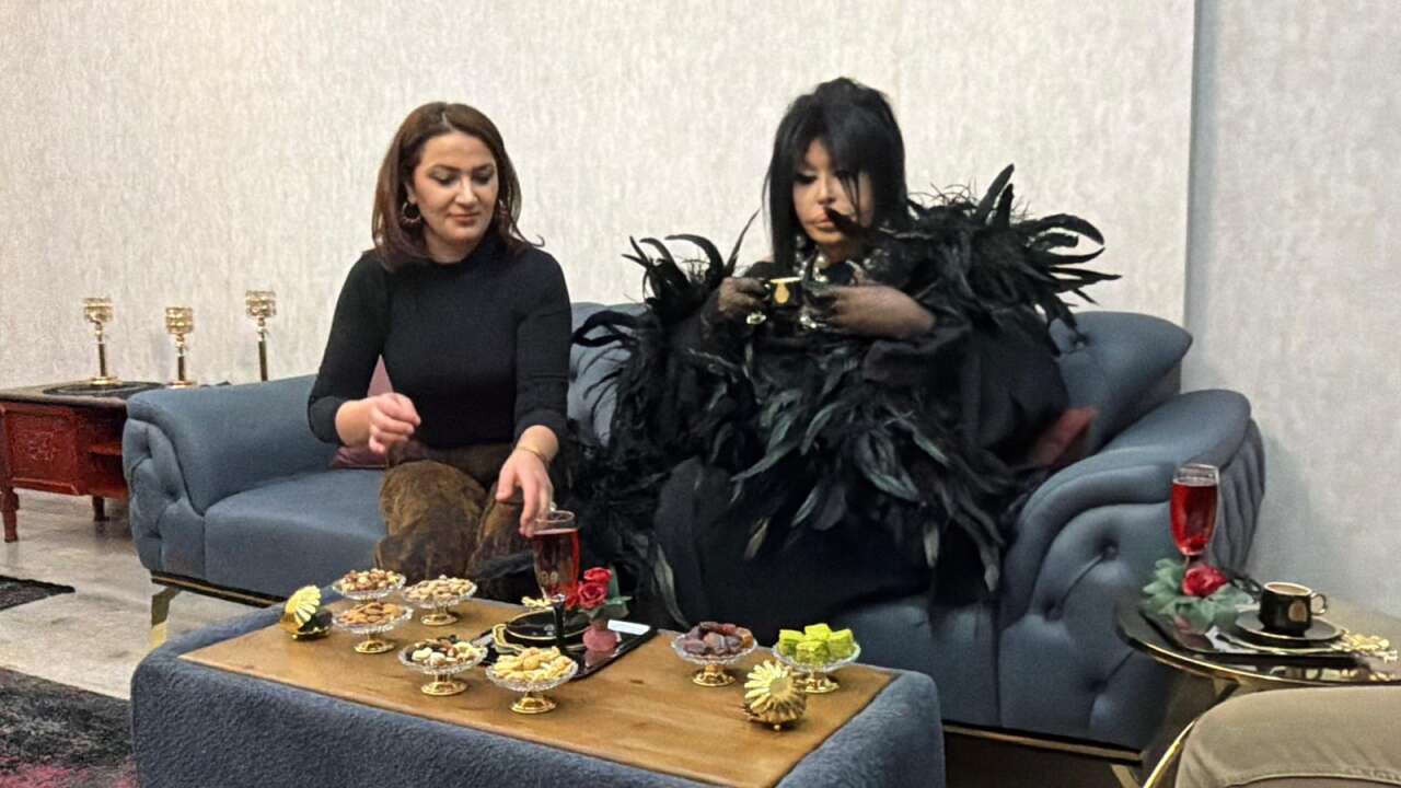 bulent-ersoy-konyada-gece-yarisi-kebapci-actirip-karnini-doyurdu