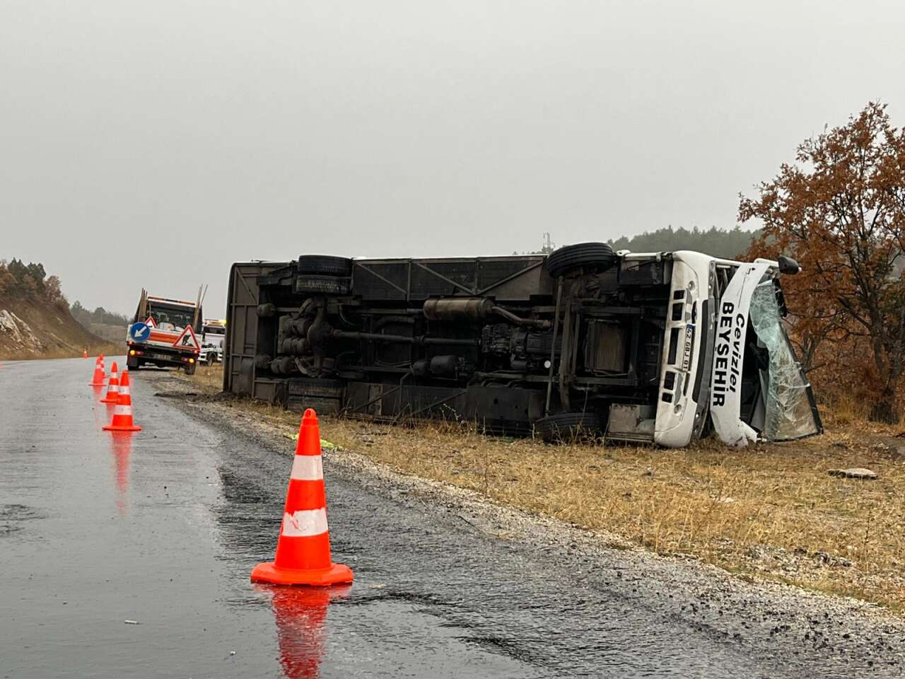 konyada-ogrenci-servisi-devrildi-31-yarali-var