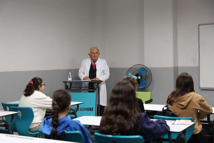 konyada-ogretmenler-gunune-ozel-anlamli-bulusma