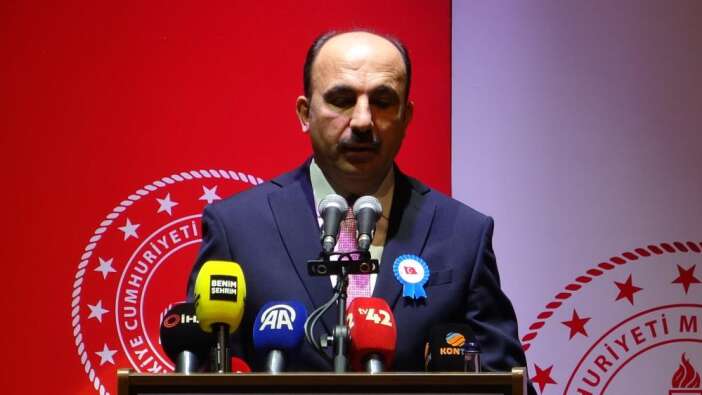 konyada-protokolun-katilimiyla-24-kasim-ogretmenler-gunu-kutlandi