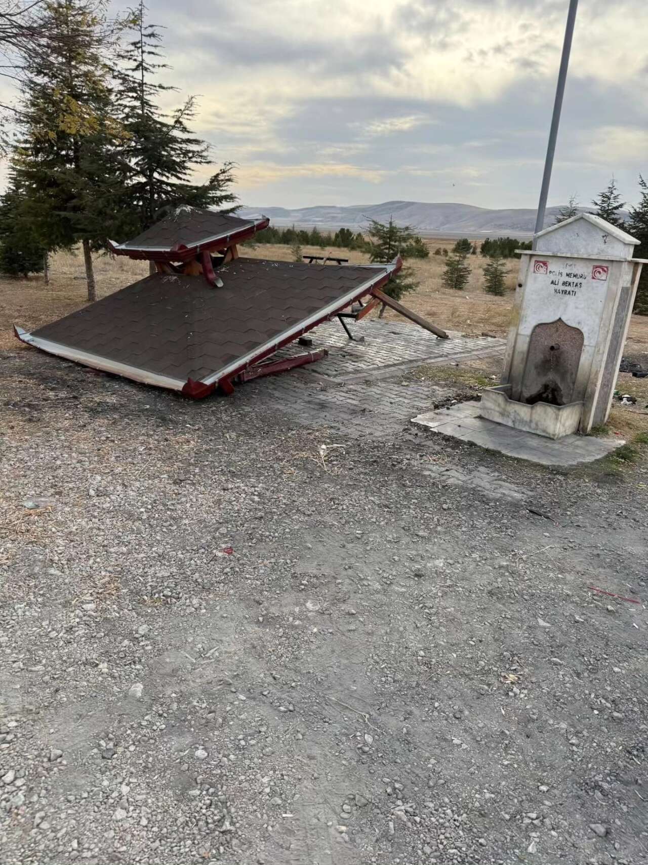 konyada-sehit-parkina-silahli-saldiri-belediye-baskanindan-sert-tepki