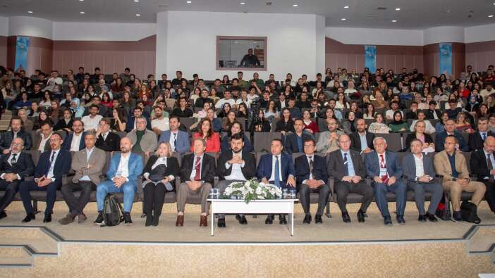 konyada-sivil-havaciligin-gelecegi-konusuldu