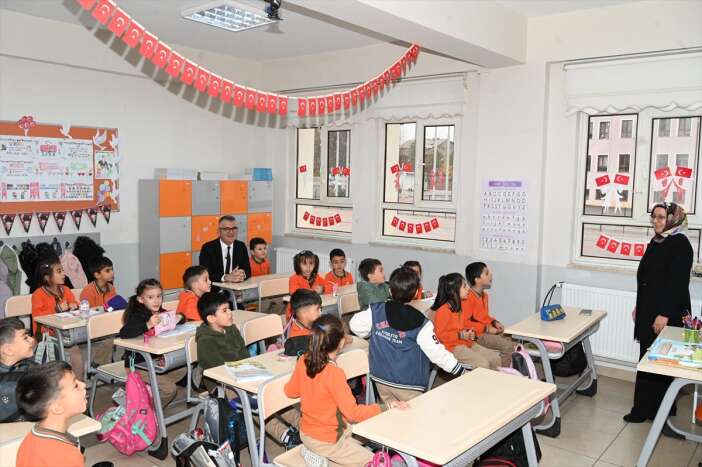 konyali-belediye-baskani-tekrar-diploma-aldi