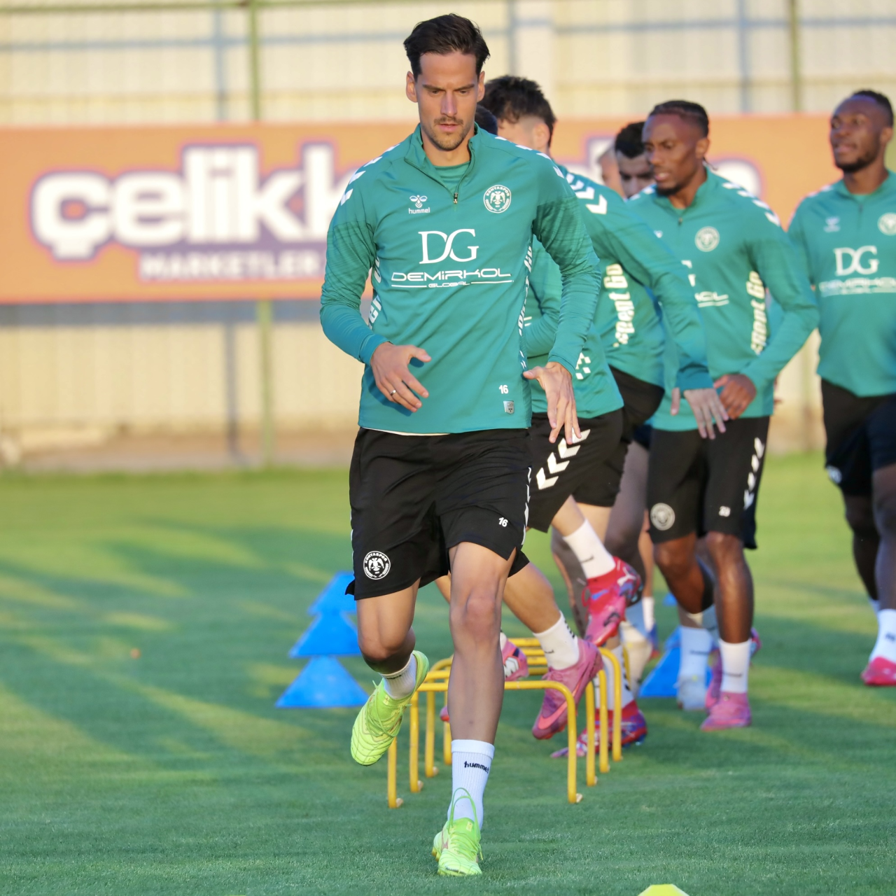 konyasporda-eksik-oyuncular-moral-bozuyor