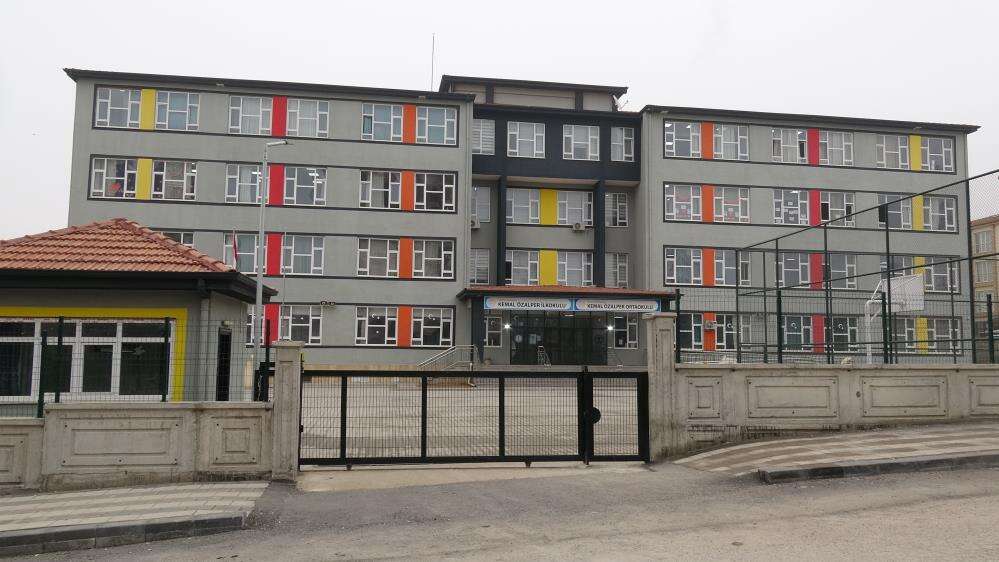 ogretmenler-gununde-aci-olay-12-yasindaki-suda-kalp-krizi-sonucu-oldu-malatya