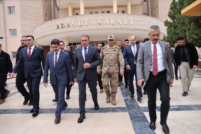 adliyede-patlama-yarali-var