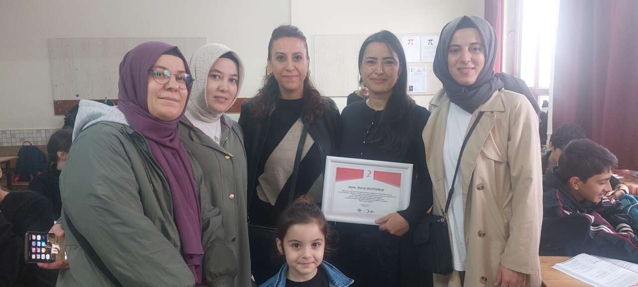 konyada-ogrencilerden-dua-alan-iyilik-hareketi