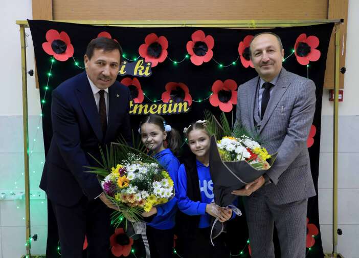 konyada-ogretmenlere-24-kasim-surprizi