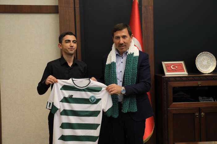 konyanin-ozel-cocuklarindan-baskan-kilcaya-ozel-hediye