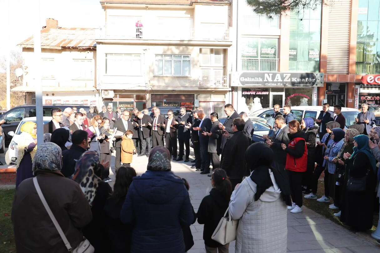 romadan-konyaya-gelen-zafer-ilginli-ogrenciler-dunya-sampiyonu-oldu