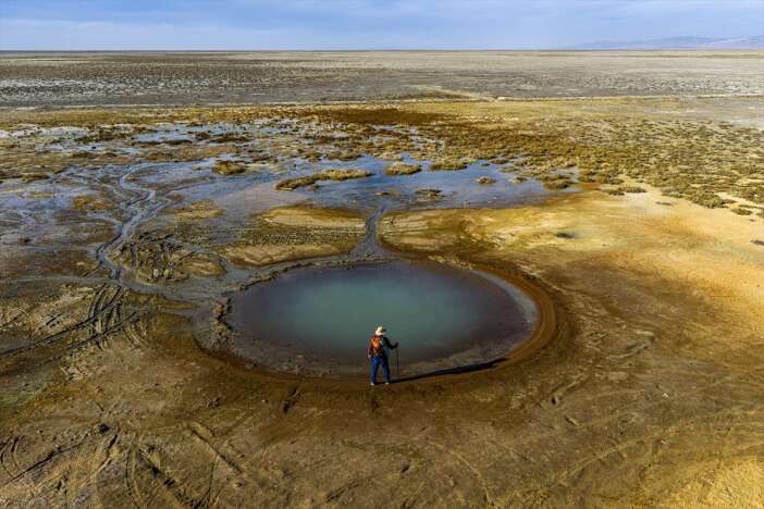 tuz-golu-havzasindaki-nadir-doga-olayi-gorsel-solen-sunuyor