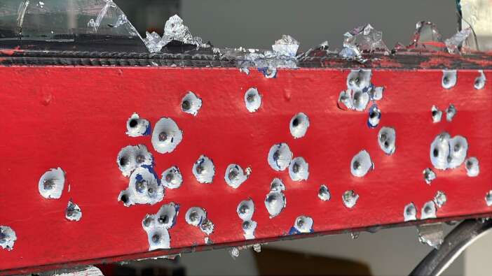 eczaneye-pompali-tufekle-saldiri