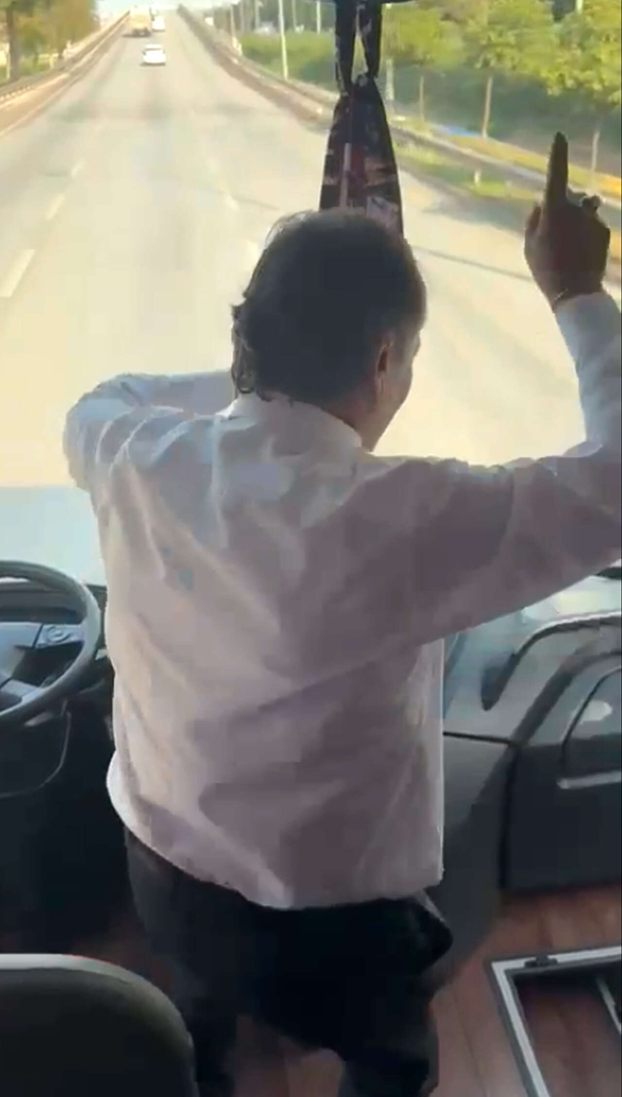 konyaspor-macina-taraftar-tasiyan-sofore-ceza-yagdi