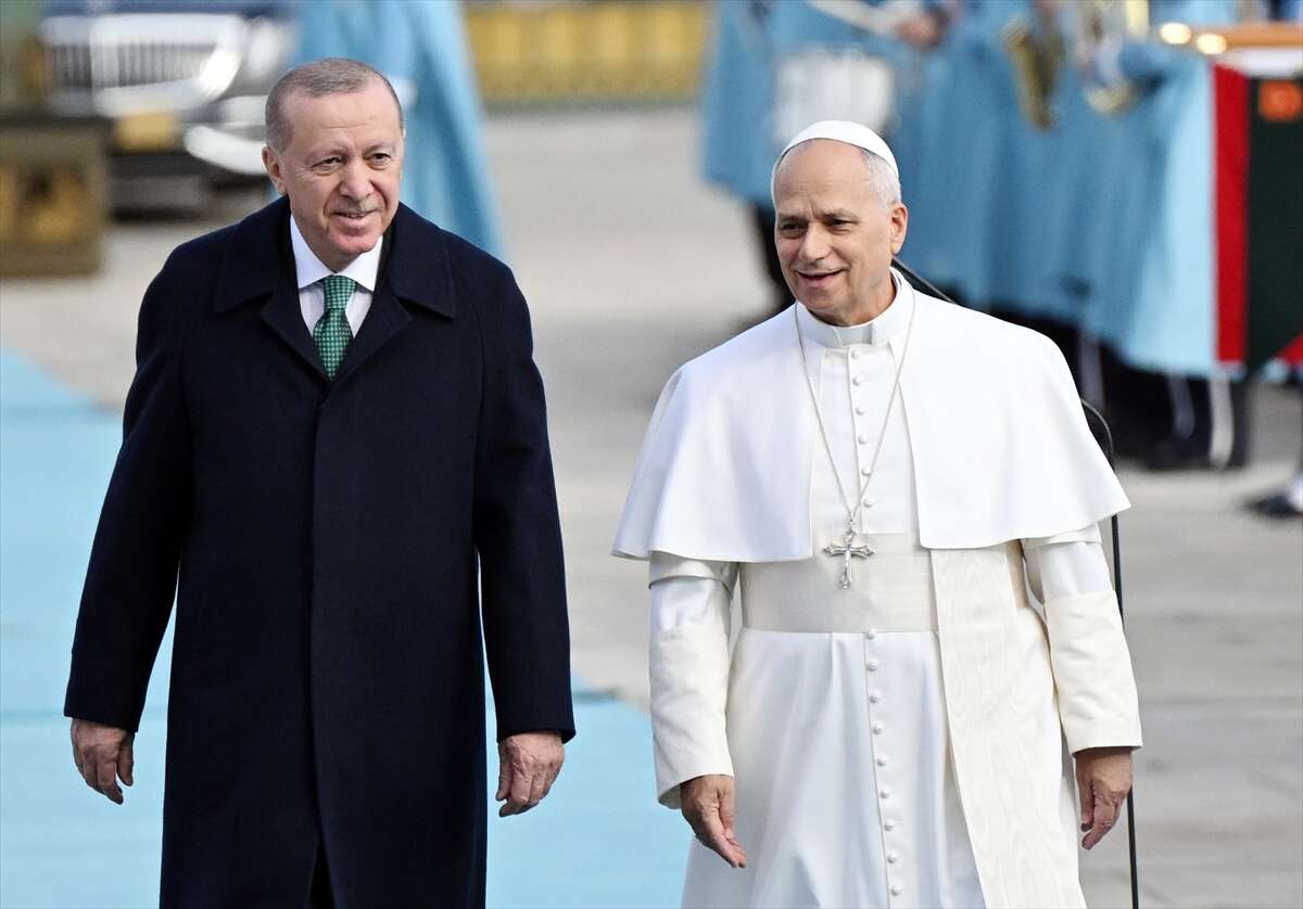 vatikan-devlet-baskani-papa-14