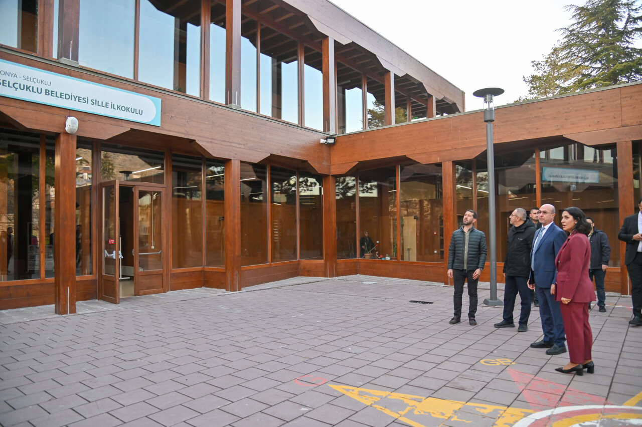 ak-partiden-tarihi-sille-mahallesine-ziyaret