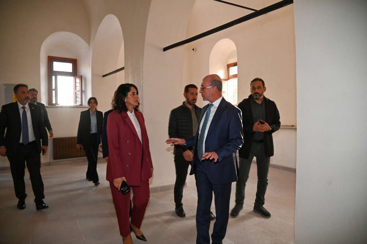 ak-partiden-tarihi-sille-mahallesine-ziyaret