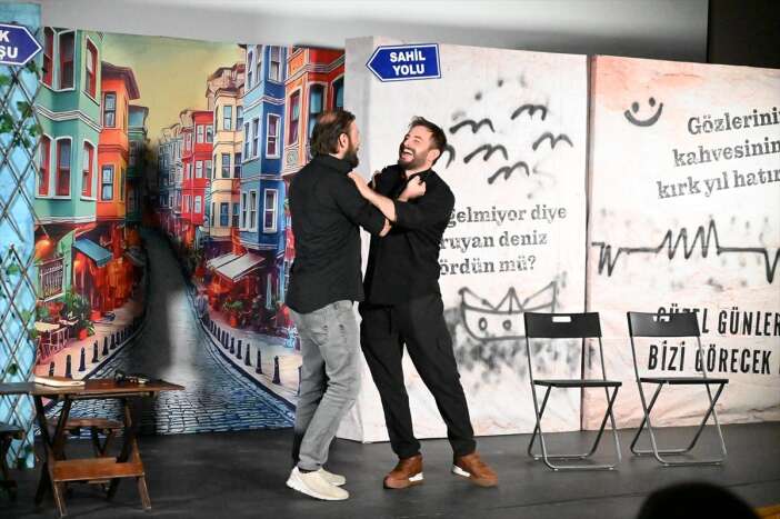 filistinde-yasananlar-konyadaki-tiyatro-oyunuyla-sahnelendi