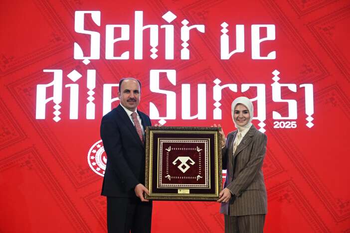 konya-buyuksehirin-calismalari-bakan-goktas-tarafindan-tescillendi