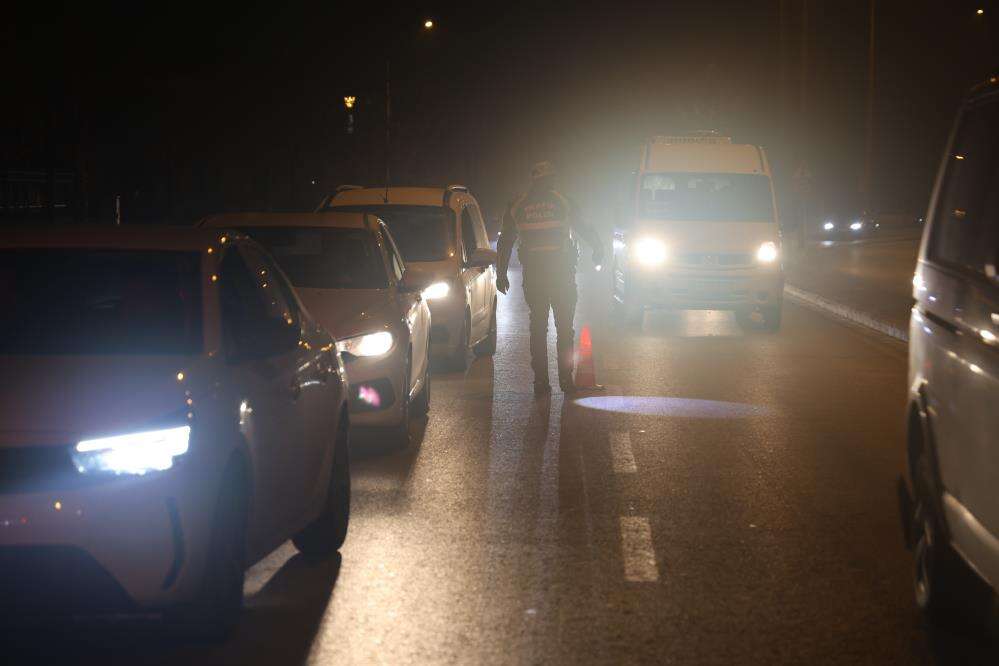 konyada-trafik-uygulamasina-takilan-surucuden-carpici-itiraf