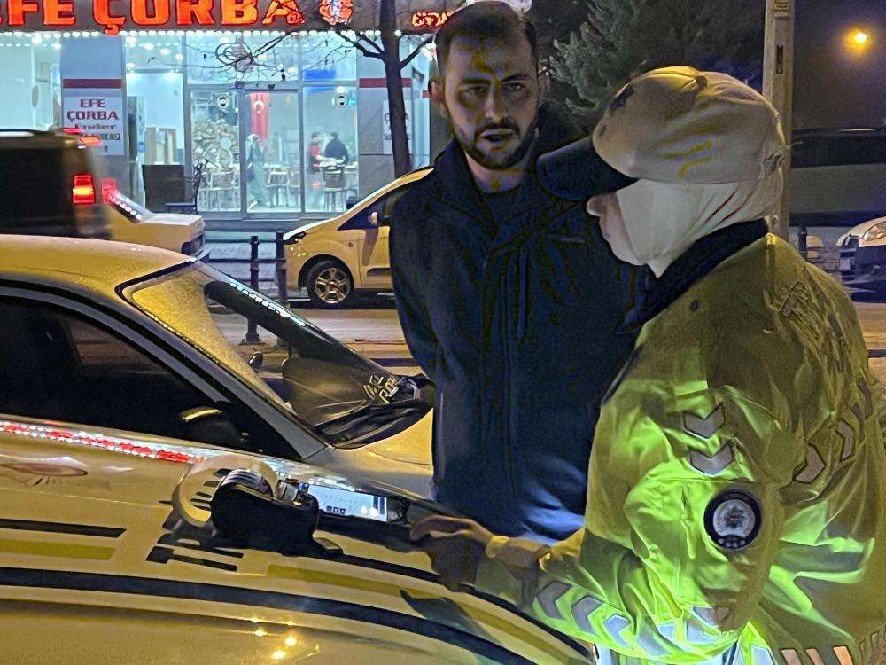 konyada-trafik-uygulamasina-takilan-surucuden-carpici-itiraf