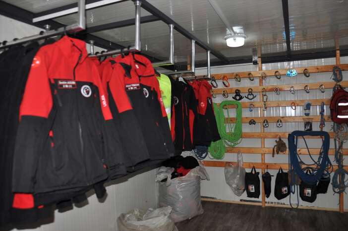 konyali-is-insanindan-arama-kurtarma-ekibine-buyuk-bagis