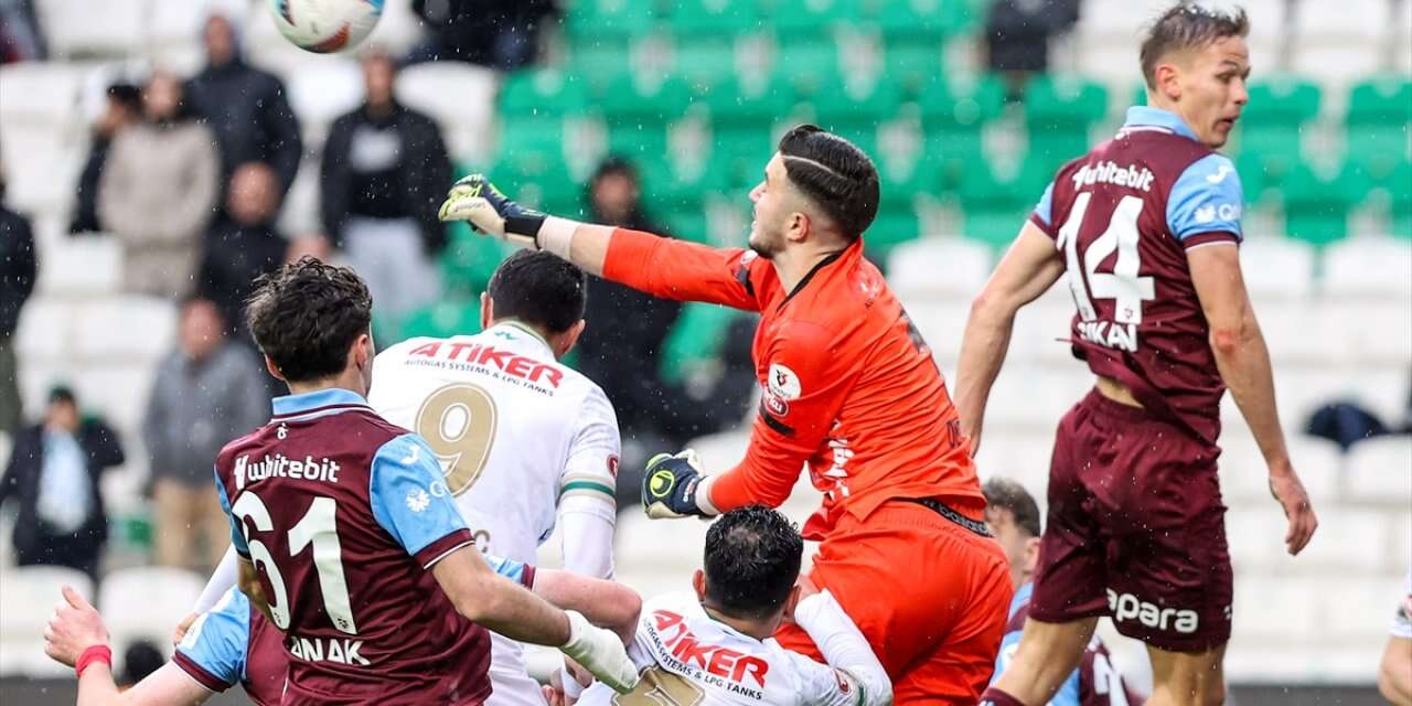 konyasporun-yuzu-trabzonspor-deplasmaninda-gulmuyor