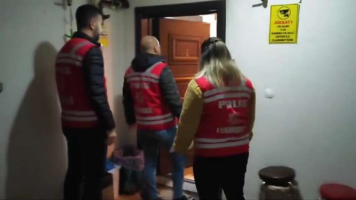 sosyal-medya-uzerinden-fuhus-tuzagi