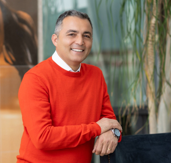 baklava-kutusundaki-110-bin-avro-rusveti-belediye-baskani-ve-yardimcisi-yargilanacak-1