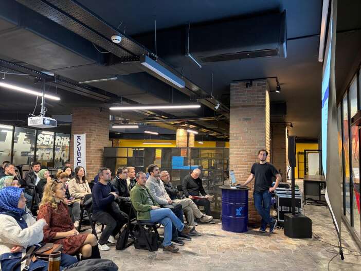 konyada-butun-ilcelerden-ogretmenler-toplandi