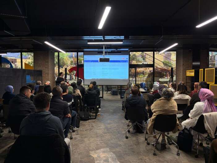 konyada-butun-ilcelerden-ogretmenler-toplandi