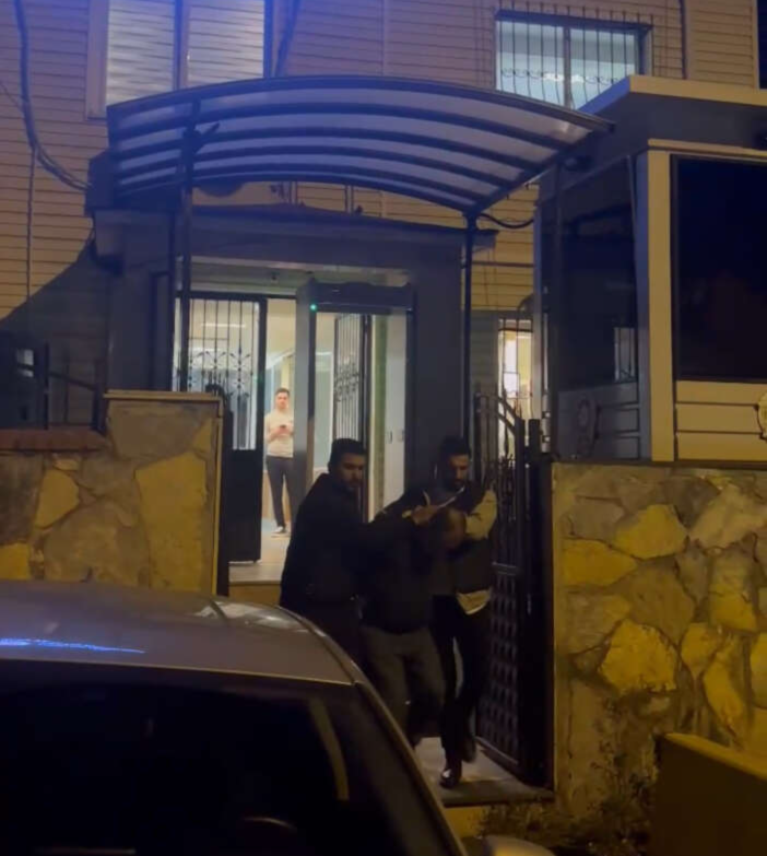 mal-paylasimi-kavgasi-oglu-babasini-sirtindan-bicakladi-2