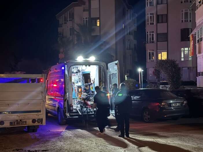 sevgilisini-sirtindan-4-kez-bicaklayarak-oldurdu-sanigin-savunmasi-hayrete-dusurdu