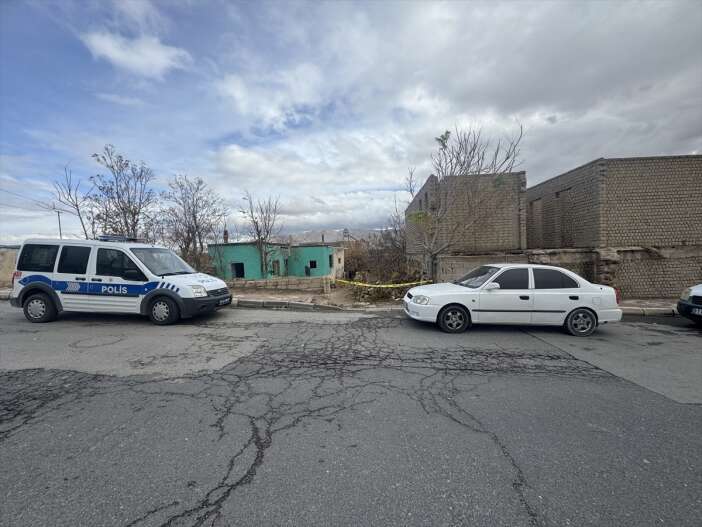 23-yasindaki-belediye-calisani-metruk-binada-olu-bulundu