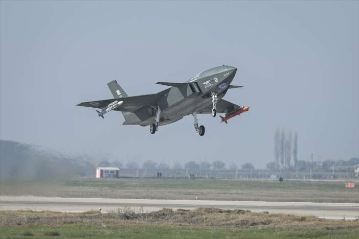 bayraktar-kizilelma-tarihe-gecti-dunyada-ilk-oldu