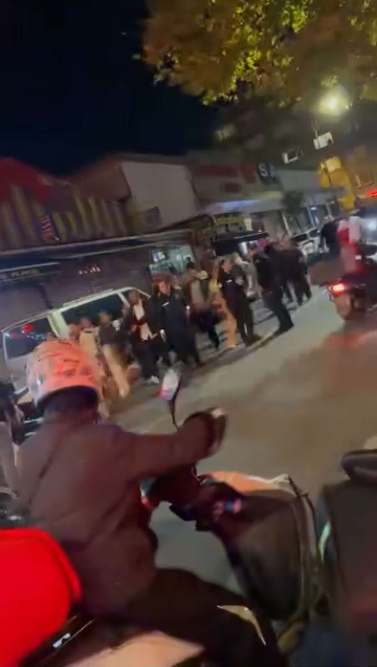 dugun-salonunda-silahli-kavga-yaralilar-bayginlik-gecirdi