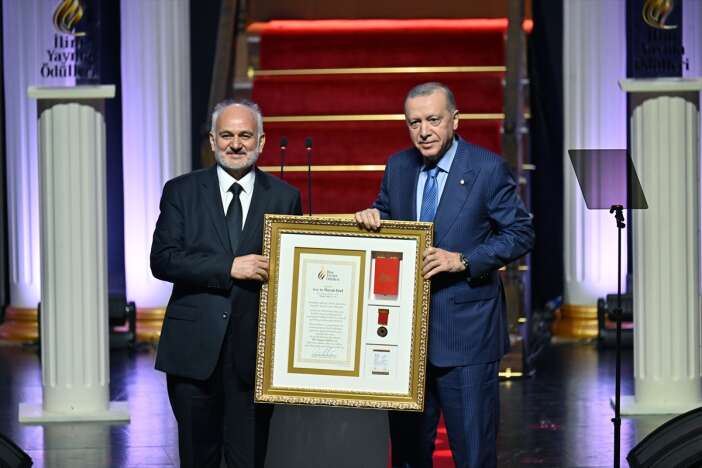 dunya-bilimine-konya-damgasi