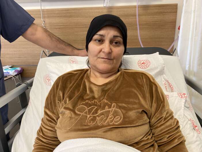 dunyada-ilk-defa-gorulen-hastaliga-yakalandi