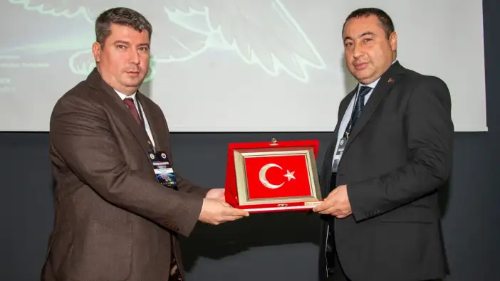 konyada-yapay-zeka-ve-teknoloji-devrimi-ogrenciler-gelecegi-tasarliyor