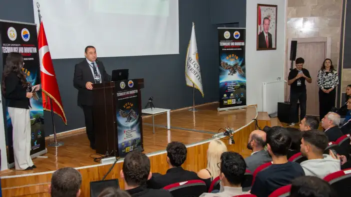 konyada-yapay-zeka-ve-teknoloji-devrimi-ogrenciler-gelecegi-tasarliyor