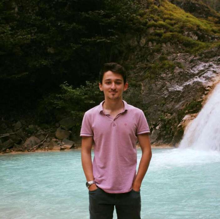 korkunc-kazada-genc-doktor-hayatini-kaybetti