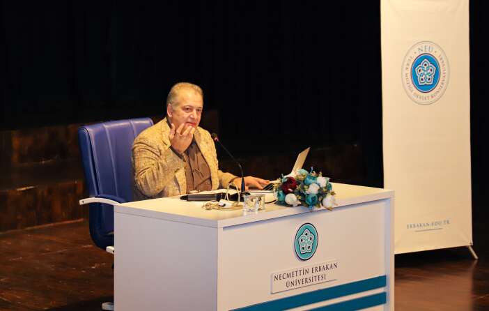 cumhurbaskanligi-korosu-sefi-konyadaki-ogrencilerle-bulustu