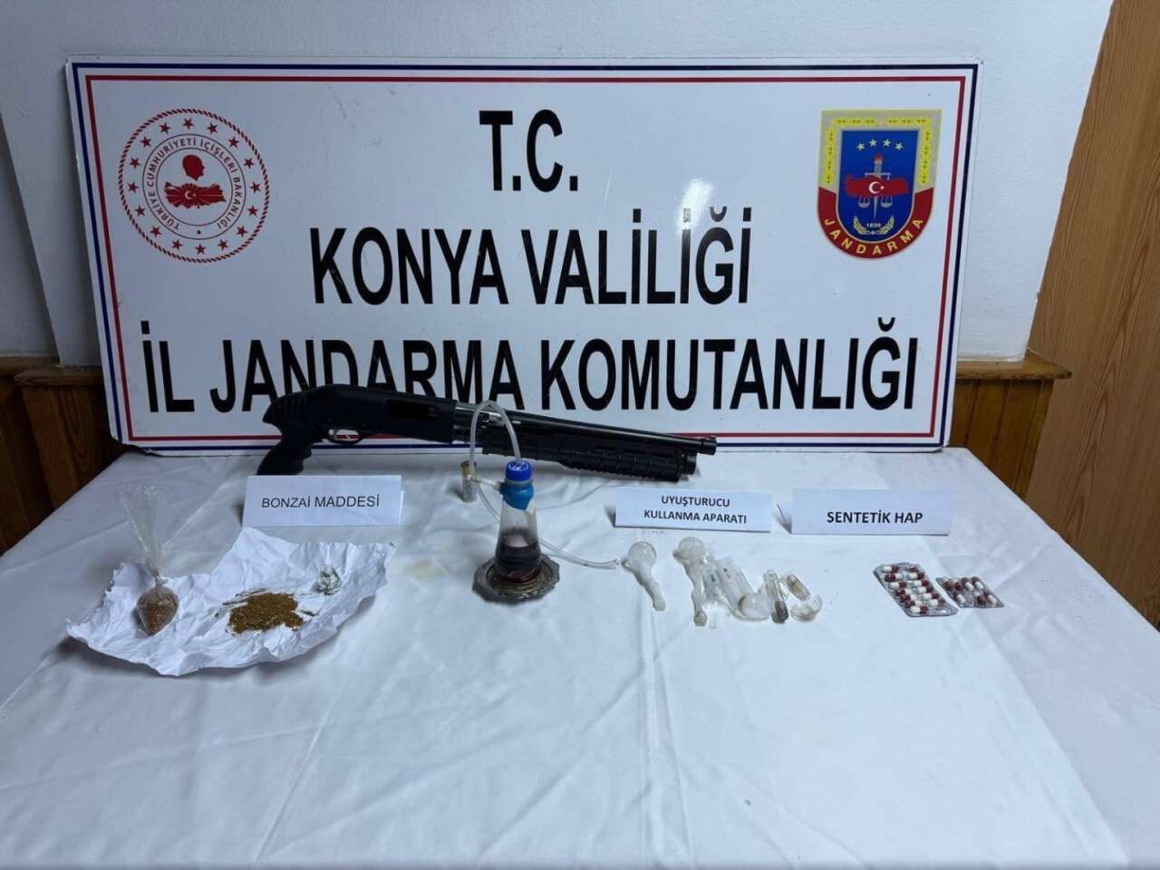 konyada-jandarmadan-pes-pese-uyusturucu-operasyonlari