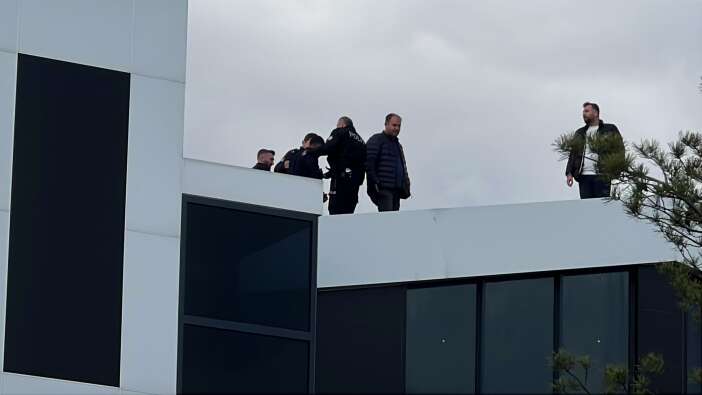 konyada-yari-ciplak-intihar-girisimi