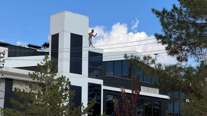 konyada-yari-ciplak-intihar-girisimi