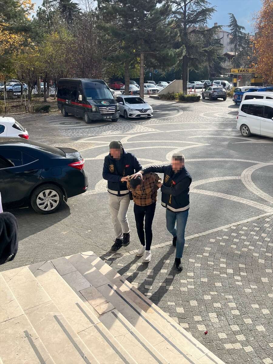 konyada-zehir-taciri-takibi-operasyonla-yakalandi